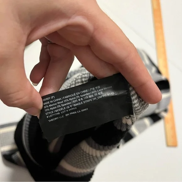 Theory Single Stripe Black Ivory Empire Wool Midi Sweater Dress Size P US XS I - Picture 5 of 7